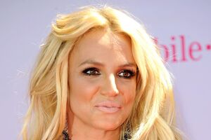 Спирс призналась, что употребляет наркотики, в своих мемуарах