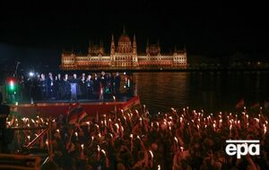 Тысячи людей вышли в поддержку Петера Мадяра