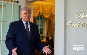 После волны критики Трамп удалил изображение, на котором ИИ нарисовал его в образе Иисуса