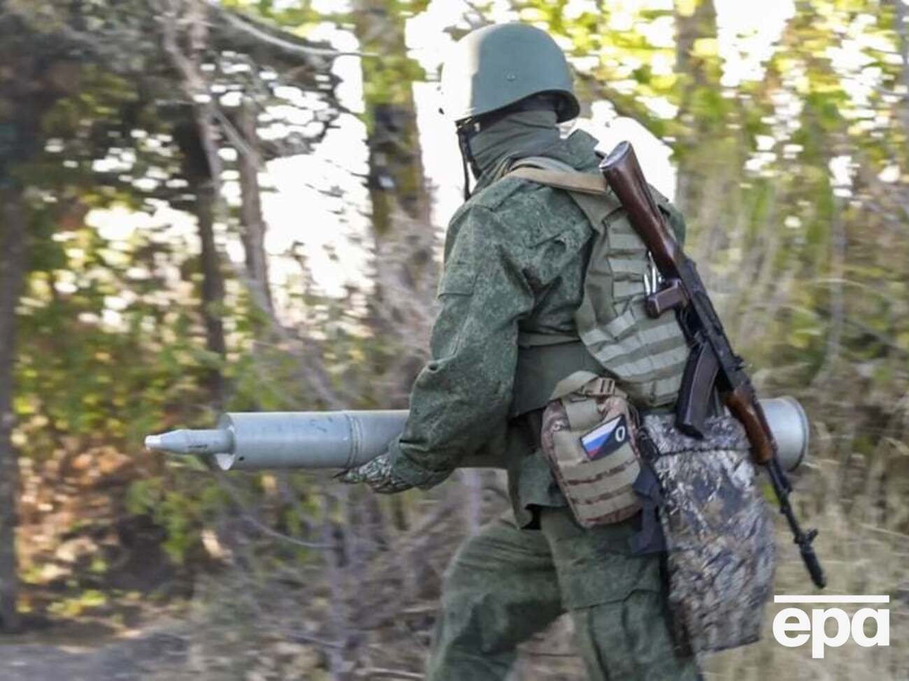 Оккупанты пытались пролезть через трубу