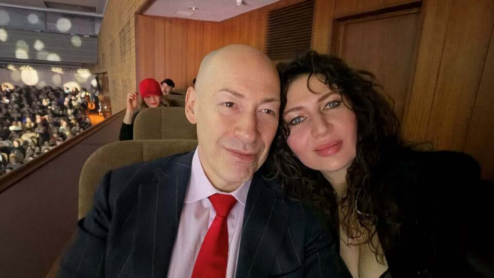Бунт в России, падение рейтинга Путина, пойдет ли Буданов в президенты. Стрим Бацман с Гордоном. Трансляция