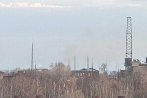 На заводе частично обрушилась конструкция