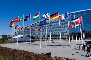 Країни Європи хочуть посилити військову роль у межах Альянсу