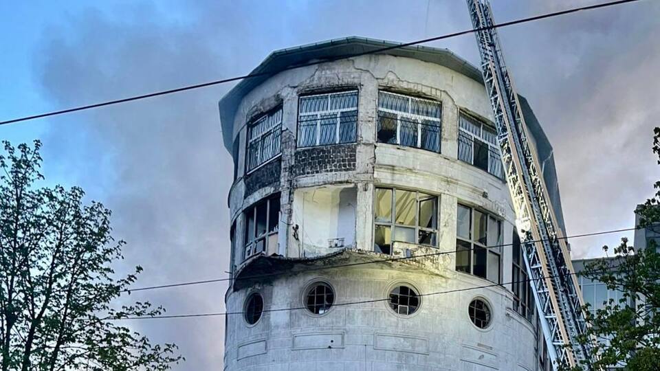 Прильоти зафіксували у двох вишах
