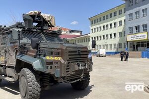 По предварительной информации, стрелки в обеих школах покончили с собой