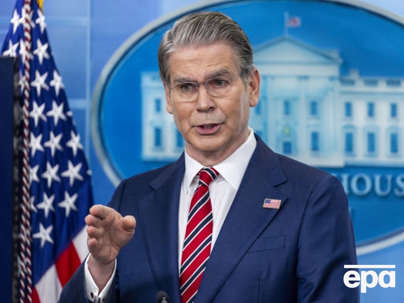 Бессент оценил, что Россия могла получить примерно $2 млрд выгоды от временных послаблений санкций