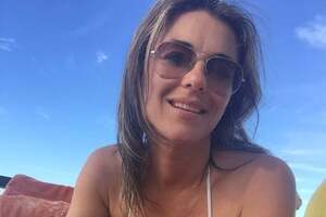 Херли примерила свой любимый купальник