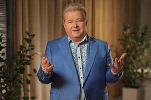 Поплавський про кар'єру артиста: Усі говорили: "Чувак із глузду з'їхав!" А чувак знав, що робить