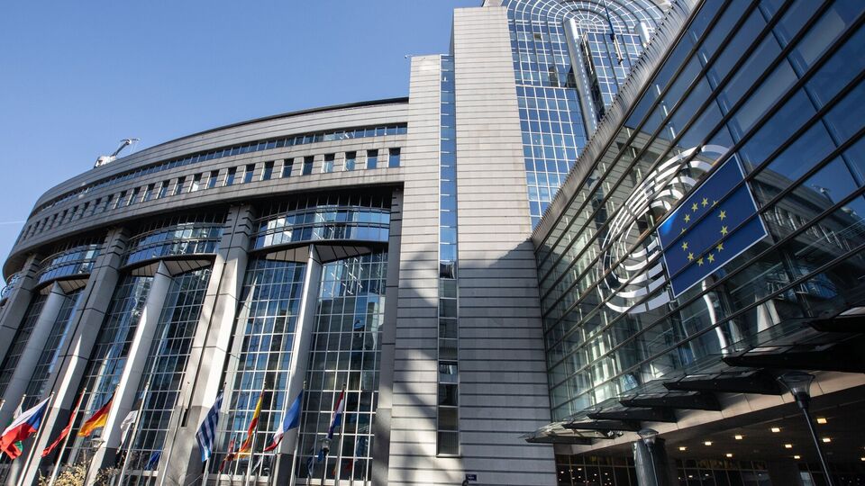 Дискусії щодо принципу одностайності в ЄС досягли такого піка, коли ігнорувати їх неможливо, вважають ЗМІ