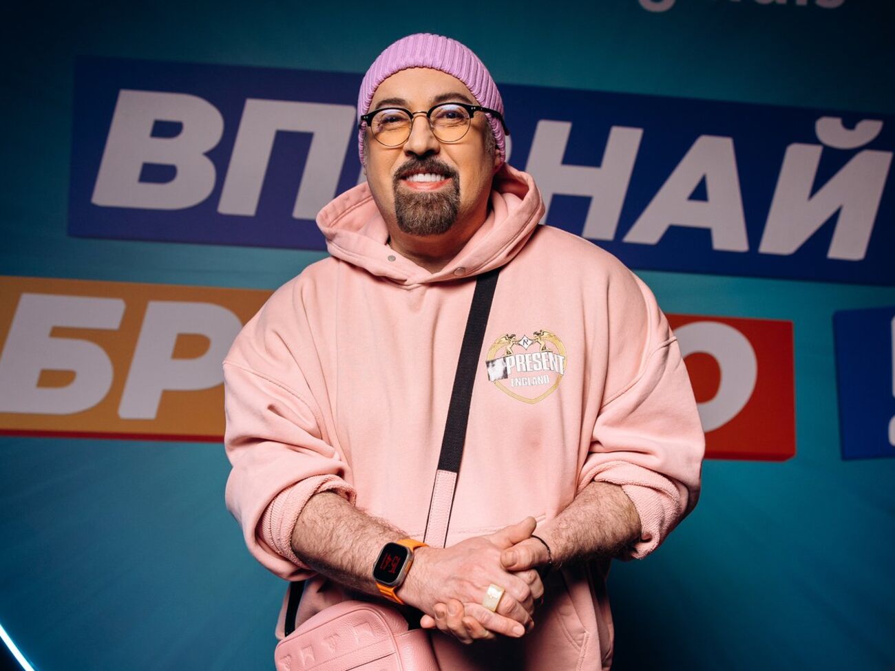 Коляденко: Вона була блонді, що мені дуже подобається, висока, я був маленький. У нас було кохання