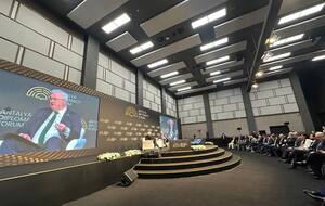 Андрій Сибіга взяв участь в ADF Talks в Анталії на запрошення турецького колеги Хакана Фідана