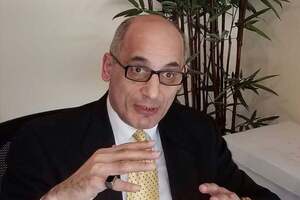 Світовий лад на вигляд як фікція. Правила існують, але діє лише одне