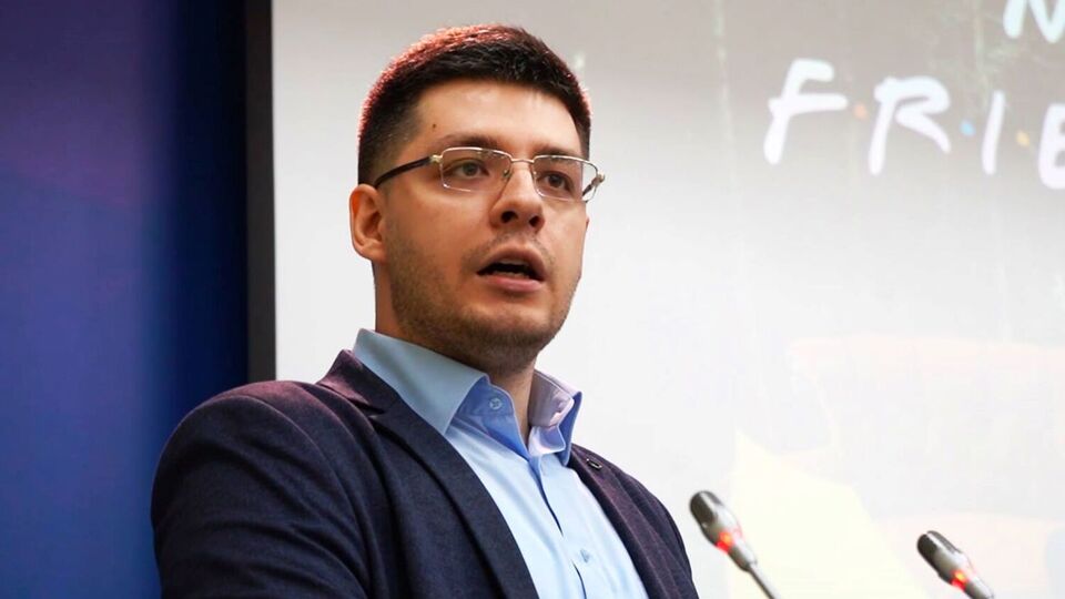 Змова Шойгу, 11 двійників Путіна, день ганьби Росії. Стрим Бацман із Демченком. Трансляція