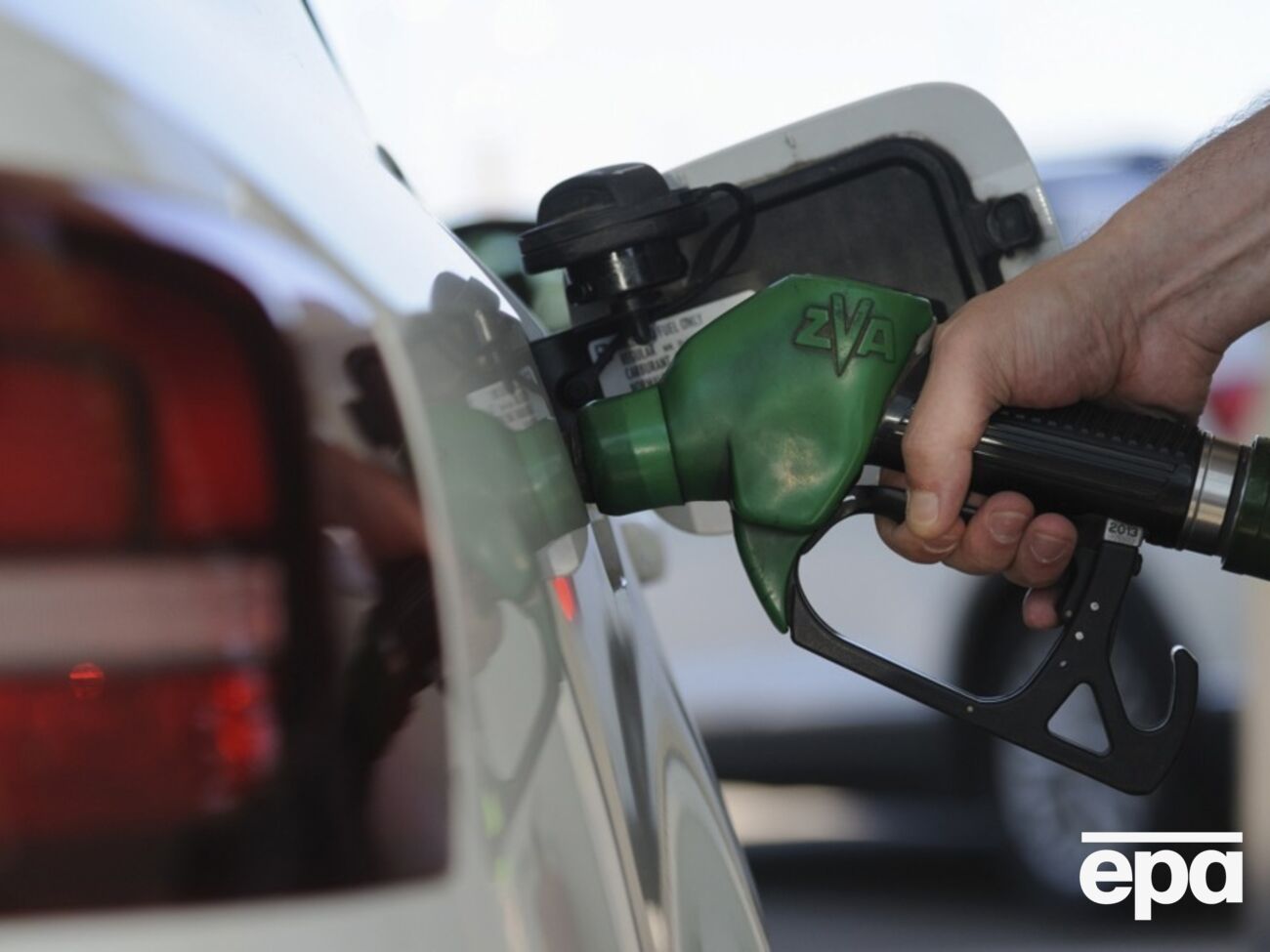 По мнению эксперта, цены идут вниз