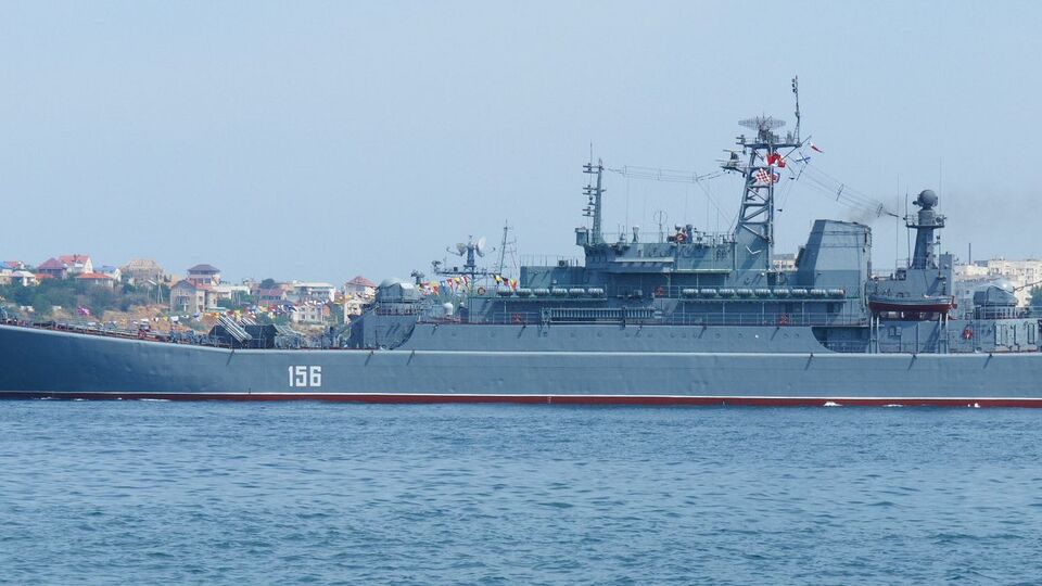 "Ямал" і ще два кораблі РФ зазнали удару