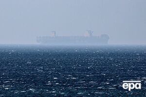 Иран обстрелял по меньшей мере два судна, проходившие по Ормузскому проливу, заявили источники Reuters