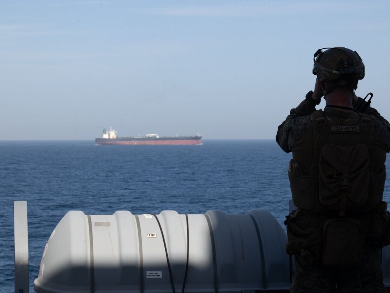 По данным СМИ, военные США планируют расширить свою операцию по задержанию судов