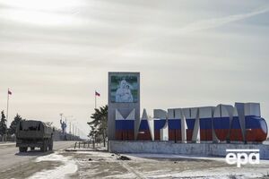 Через місто проїхало понад 150 вантажівок зі зброєю й людьми