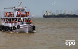 Протока досі закрита