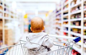 Продукт мав ознаки ймовірного втручання: пошкоджені або відкриті захисні пломби і незвичний запах