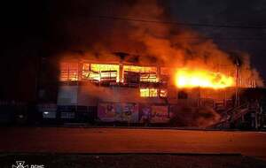 Из-за атаки РФ возникли пожары в Днепропетровской области