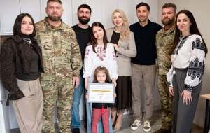 За останні три роки захисники Маріуполя отримали 321 квартиру від Ріната Ахметова