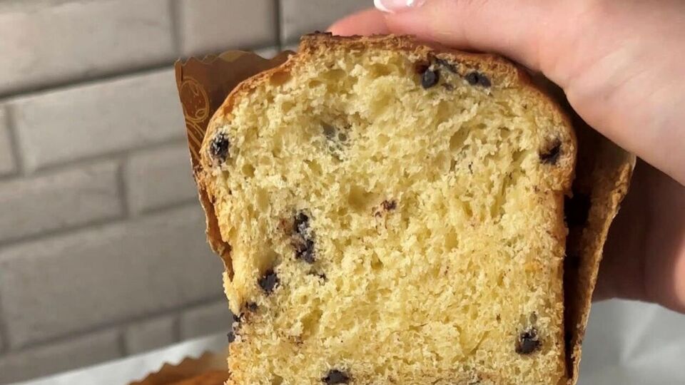 Выпекайте паску в заранее разогретой духовке при +170 °C