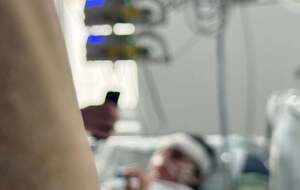 Мать раненного стрелком в Киеве ребенка до сих пор в тяжелом состоянии