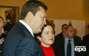 Офіційно про розлучення Януковичів не повідомляли, але, за даними ЗМІ, експрезидент живе у РФ із цивільною дружиною