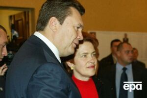 Офіційно про розлучення Януковичів не повідомляли, але, за даними ЗМІ, експрезидент живе у РФ із цивільною дружиною