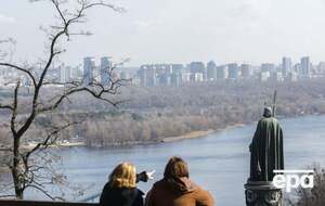 Холодная погода задержится в Украине до конца апреля