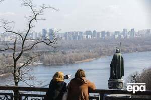 Холодна погода затримається в Україні до кінця квітня