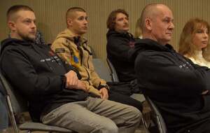 Формат "равный – равному" позволяет быстрее наладить доверие, сказал Тюрнев