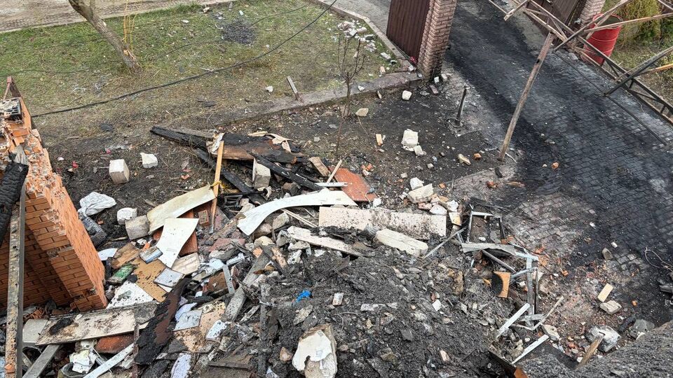 Російський БПЛА влучив у будинок Бескрестнова