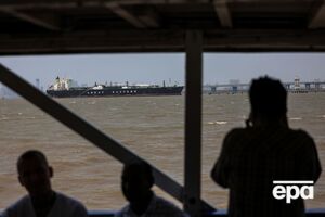 По меньшей мере одно судно с фейковым разрешением попало под иранский обстрел