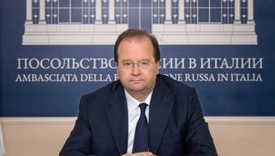 Высказывания Соловьева, по словам Парамонова, были "сугубо личными эмоциональными частными оценками"