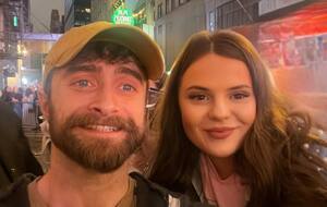 Українка про реакцію зірки: Коли почув, що я з України, схопив мене за руку й одразу почав розпитувати, як я