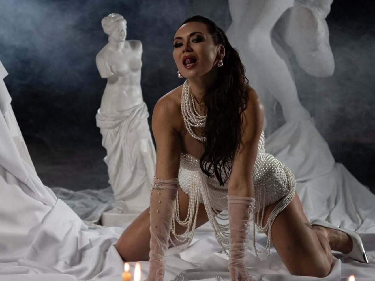 Саливанчук: Хочется этой сексуальной женщине, чтобы кто-то ее обнял