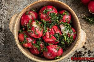 Редиска має настоятися перед подаванням