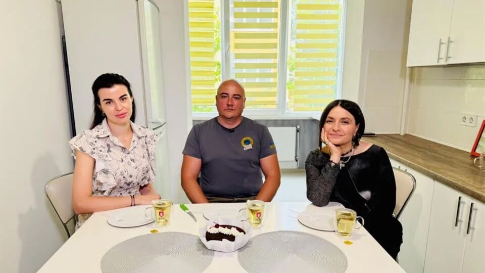Військовий медик Демченко отримав квартиру в межах програми "Вдома"