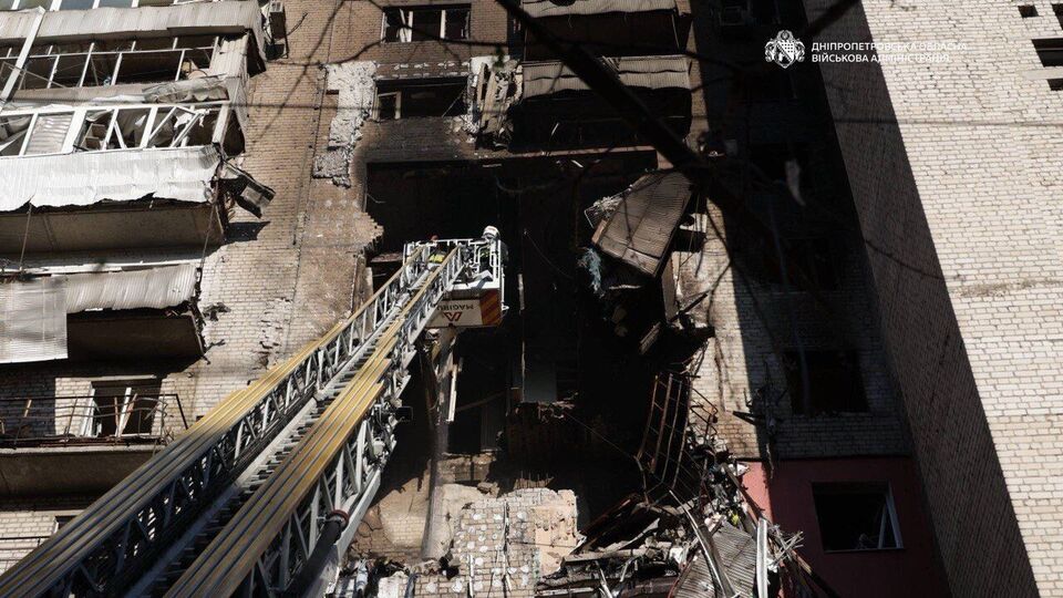 РФ уночі вдарила по Дніпру. Двоє людей загинули