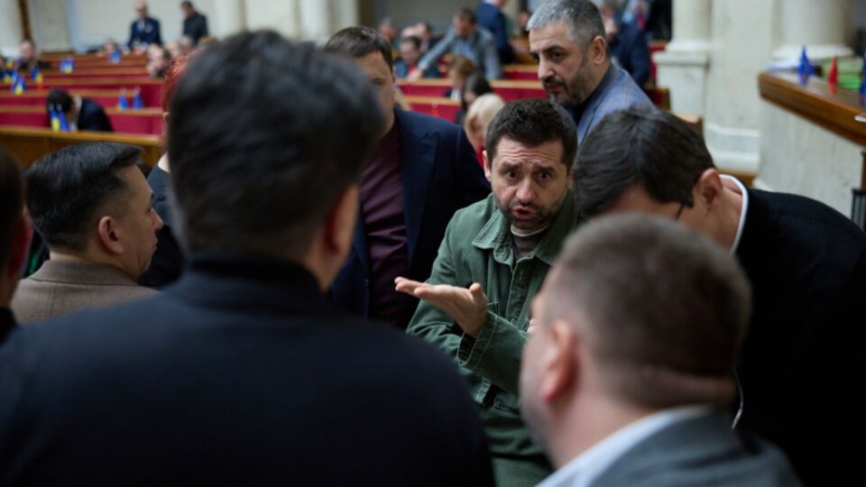 В Раду подали предложение уволить главу МВД. Арахамия возмутился