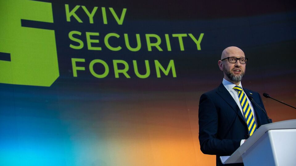 Яценюк: Вільні нації повинні об'єднатися проти тоталітаризму й агресії