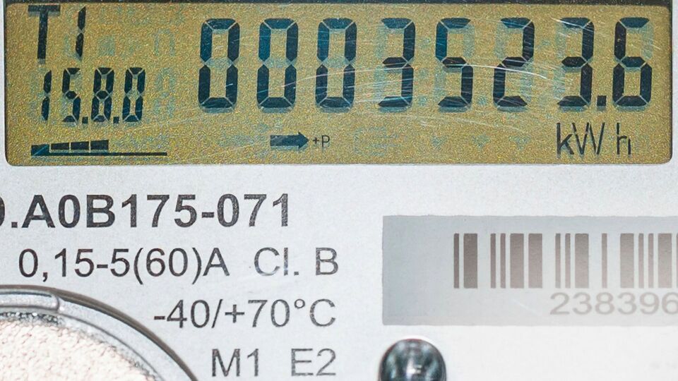 Через занижені price cap імпорт електроенергії впав на 40% – DiXi Group