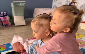 Глинская призналась, что ее удивляет во внешности собственных дочерей