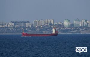 РФ поразила судно, следовавшее по "зерновому коридору" в Украину
