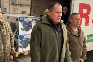 Палатный: "Украинская команда" передала партию генераторов 110-й бригаде ВСУ в Донецкой области