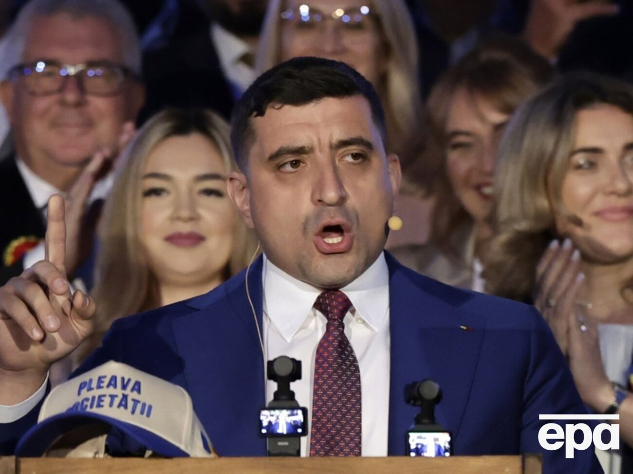 У Румунії – коаліційна криза. Політик, який проти допомоги Україні, прагне зміни влади