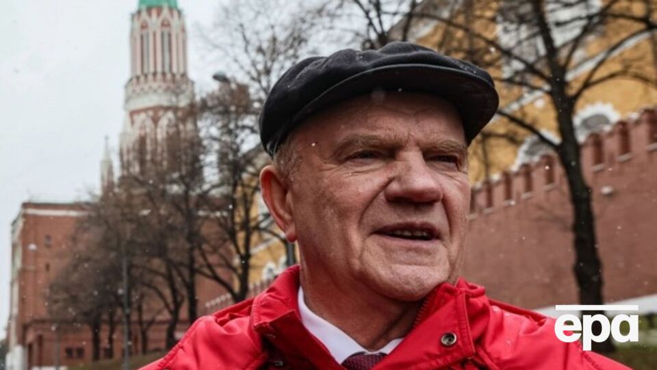 Главный коммунист Зюганов предрек России новую революцию уже осенью