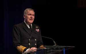 Росія втягнулася в божевільну війну, треба цим скористатися – Радакін